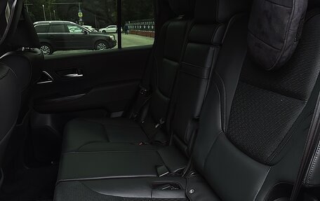 Toyota Land Cruiser, 2021 год, 10 490 000 рублей, 17 фотография