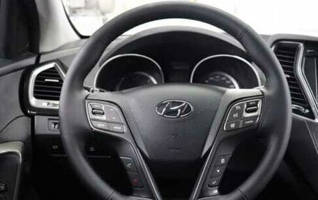 Hyundai Santa Fe III рестайлинг, 2015 год, 2 000 000 рублей, 14 фотография