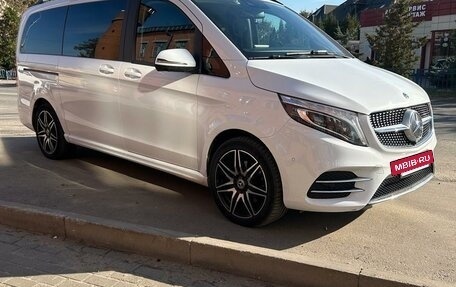 Mercedes-Benz V-Класс, 2019 год, 6 455 000 рублей, 7 фотография