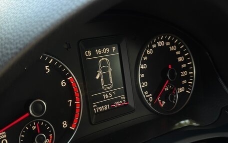 Volkswagen Scirocco III рестайлинг, 2011 год, 1 100 000 рублей, 5 фотография
