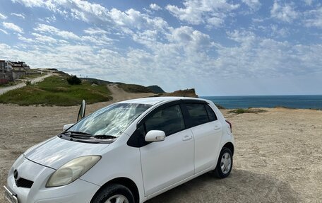 Toyota Vitz, 2008 год, 550 000 рублей, 3 фотография