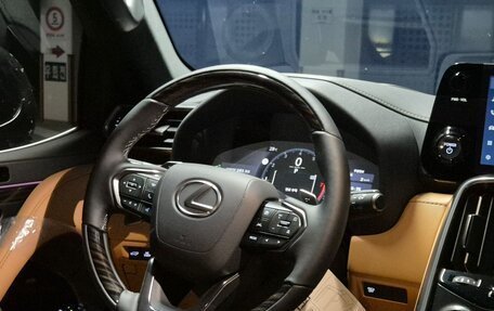 Lexus LX, 2025 год, 20 000 000 рублей, 7 фотография