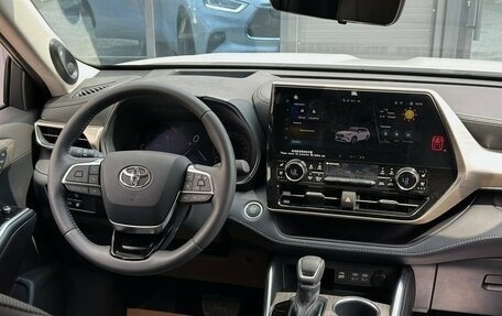 Toyota Highlander, 2025 год, 5 100 000 рублей, 20 фотография
