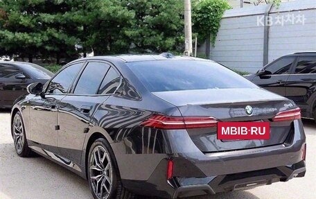 BMW 5 серия, 2024 год, 6 700 000 рублей, 3 фотография