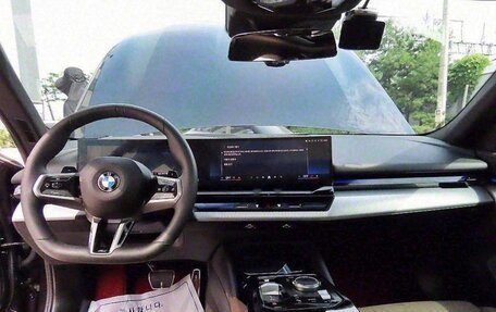 BMW 5 серия, 2024 год, 6 700 000 рублей, 7 фотография