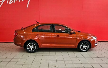 Skoda Rapid I, 2017 год, 1 075 000 рублей, 6 фотография