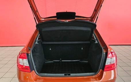 Skoda Rapid I, 2017 год, 1 075 000 рублей, 18 фотография