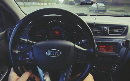 KIA Rio III рестайлинг, 2013 год, 795 000 рублей, 9 фотография