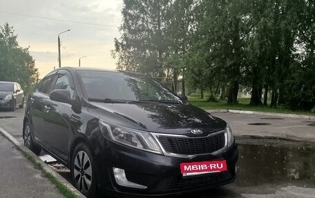 KIA Rio III рестайлинг, 2013 год, 795 000 рублей, 5 фотография