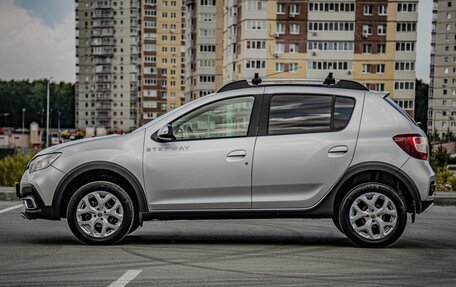Renault Sandero II рестайлинг, 2019 год, 870 000 рублей, 5 фотография