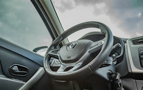 Renault Sandero II рестайлинг, 2019 год, 870 000 рублей, 16 фотография