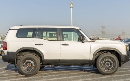 Toyota Land Cruiser Prado, 2025 год, 6 090 000 рублей, 9 фотография