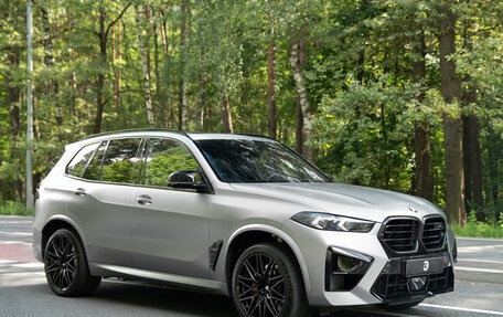 BMW X5 M, 2024 год, 21 000 000 рублей, 2 фотография