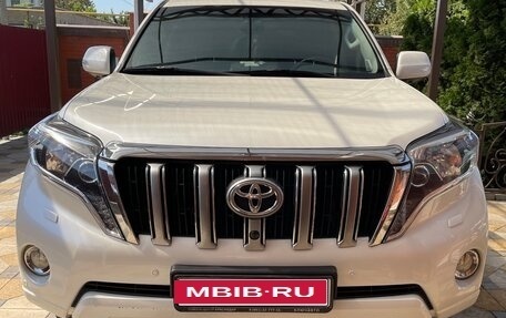 Toyota Land Cruiser Prado 150 рестайлинг 2, 2013 год, 4 000 000 рублей, 1 фотография