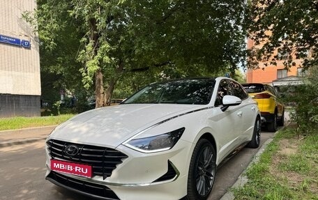 Hyundai Sonata VIII, 2021 год, 3 250 000 рублей, 1 фотография