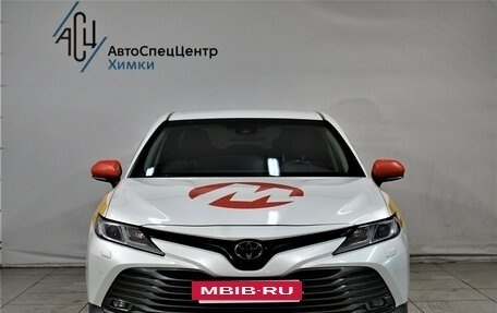 Toyota Camry, 2019 год, 1 929 800 рублей, 13 фотография