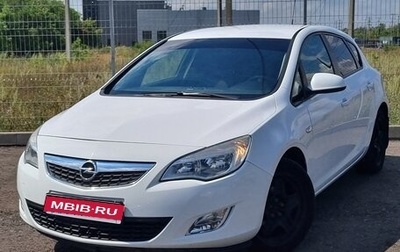 Opel Astra J, 2012 год, 670 000 рублей, 1 фотография