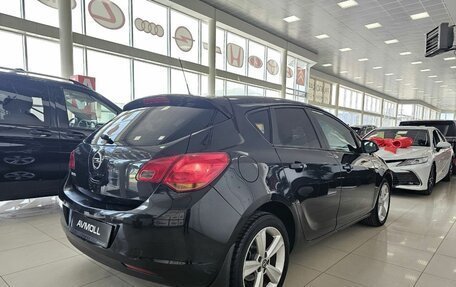 Opel Astra J, 2011 год, 795 000 рублей, 9 фотография