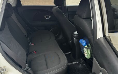 KIA Soul II рестайлинг, 2018 год, 1 600 000 рублей, 8 фотография