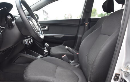KIA Rio III рестайлинг, 2015 год, 880 000 рублей, 20 фотография