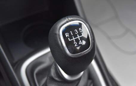KIA Rio III рестайлинг, 2015 год, 880 000 рублей, 25 фотография