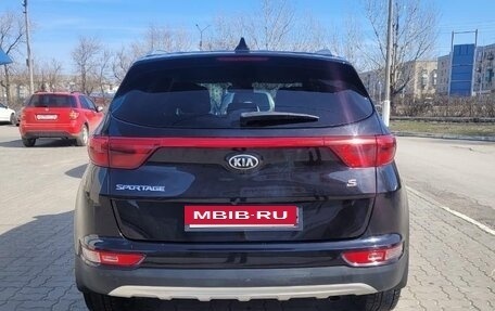 KIA Sportage IV рестайлинг, 2017 год, 1 800 000 рублей, 5 фотография