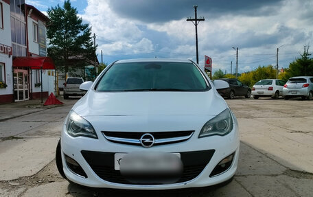 Opel Astra J, 2013 год, 900 000 рублей, 2 фотография