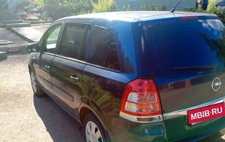 Opel Zafira B, 2011 год, 650 000 рублей, 4 фотография