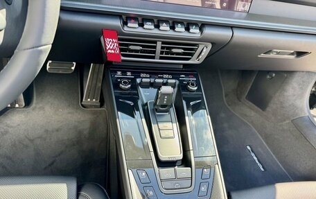 Porsche 911, 2025 год, 28 500 000 рублей, 18 фотография