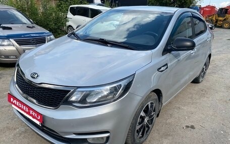 KIA Rio III рестайлинг, 2016 год, 800 000 рублей, 2 фотография