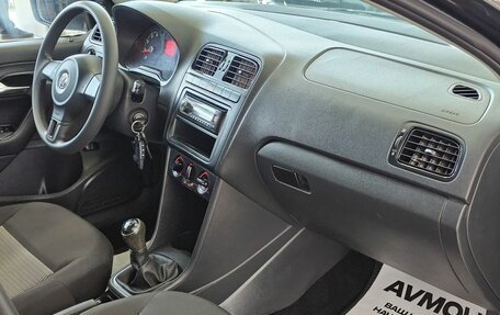 Volkswagen Polo VI (EU Market), 2013 год, 815 000 рублей, 17 фотография