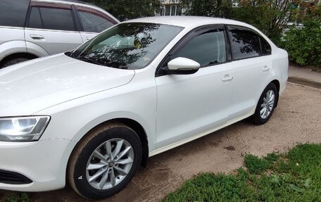 Volkswagen Jetta VI, 2014 год, 1 000 050 рублей, 2 фотография
