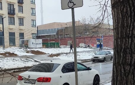 Volkswagen Jetta VI, 2014 год, 1 000 050 рублей, 13 фотография