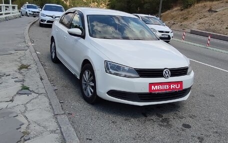 Volkswagen Jetta VI, 2014 год, 1 000 050 рублей, 20 фотография