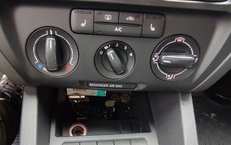 Volkswagen Jetta VI, 2014 год, 1 000 050 рублей, 36 фотография