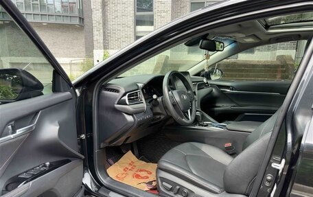 Toyota Camry, 2021 год, 2 693 000 рублей, 6 фотография