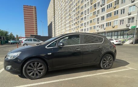 Opel Astra J, 2010 год, 625 000 рублей, 4 фотография