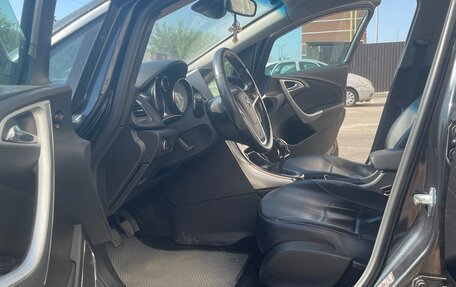 Opel Astra J, 2010 год, 625 000 рублей, 8 фотография