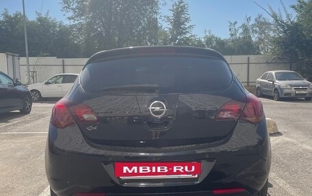 Opel Astra J, 2010 год, 625 000 рублей, 3 фотография