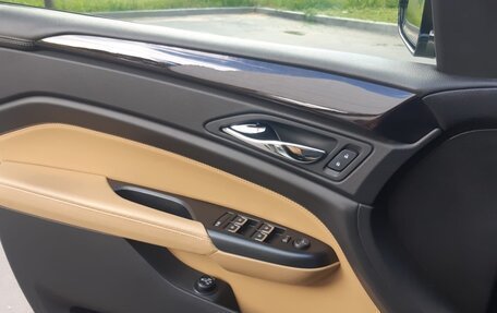 Cadillac SRX II рестайлинг, 2014 год, 2 500 000 рублей, 12 фотография