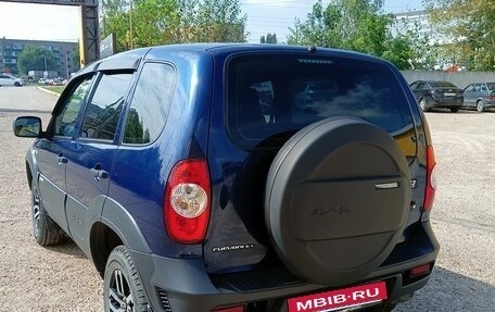 Chevrolet Niva I рестайлинг, 2016 год, 780 000 рублей, 5 фотография