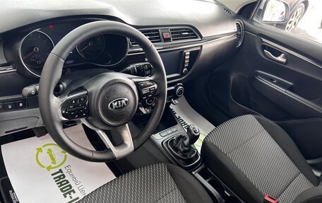 KIA Rio IV, 2018 год, 1 395 000 рублей, 8 фотография
