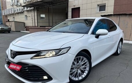 Toyota Camry, 2018 год, 2 330 000 рублей, 20 фотография