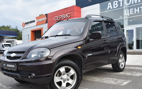 Chevrolet Niva I рестайлинг, 2010 год, 500 000 рублей, 3 фотография