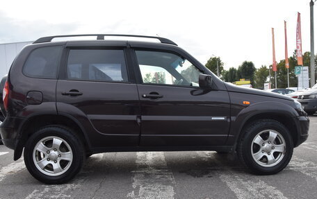 Chevrolet Niva I рестайлинг, 2010 год, 500 000 рублей, 10 фотография