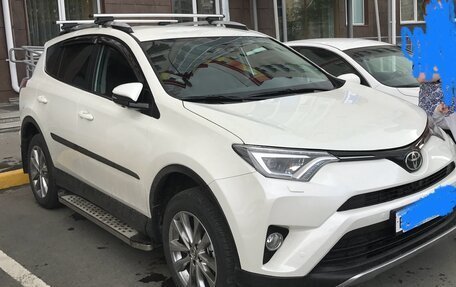 Toyota RAV4, 2017 год, 2 850 000 рублей, 2 фотография