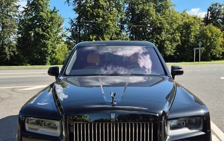 Rolls-Royce Cullinan, 2022 год, 50 000 000 рублей, 6 фотография
