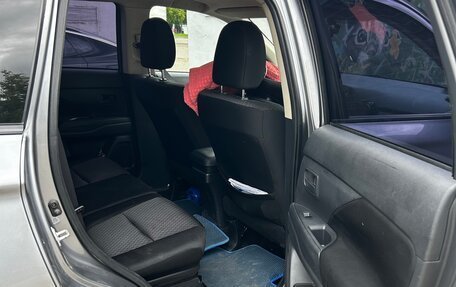 Mitsubishi Outlander III рестайлинг 3, 2013 год, 1 350 000 рублей, 7 фотография