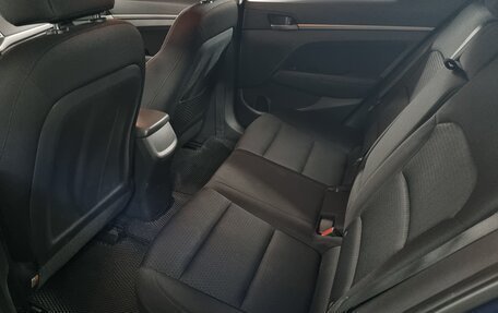 Hyundai Elantra VI рестайлинг, 2016 год, 1 150 000 рублей, 8 фотография