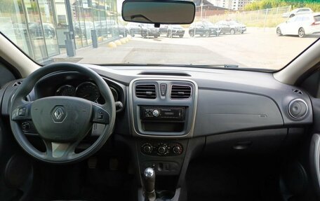 Renault Sandero II рестайлинг, 2016 год, 999 800 рублей, 14 фотография